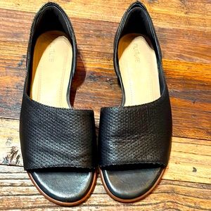 Nurture by Lamaze Black Slide Sandals - Comfortable Everyday Women’s Shoes